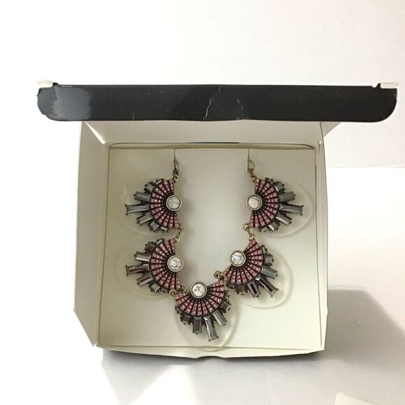 Mark by Avon Free And Clear Necklace Statement Piece Discontinued - Picture 1 of 7